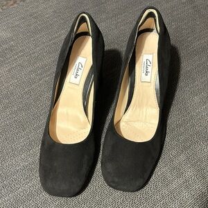 Clarks pumps. Size 7. Black suede. 3in block heel.